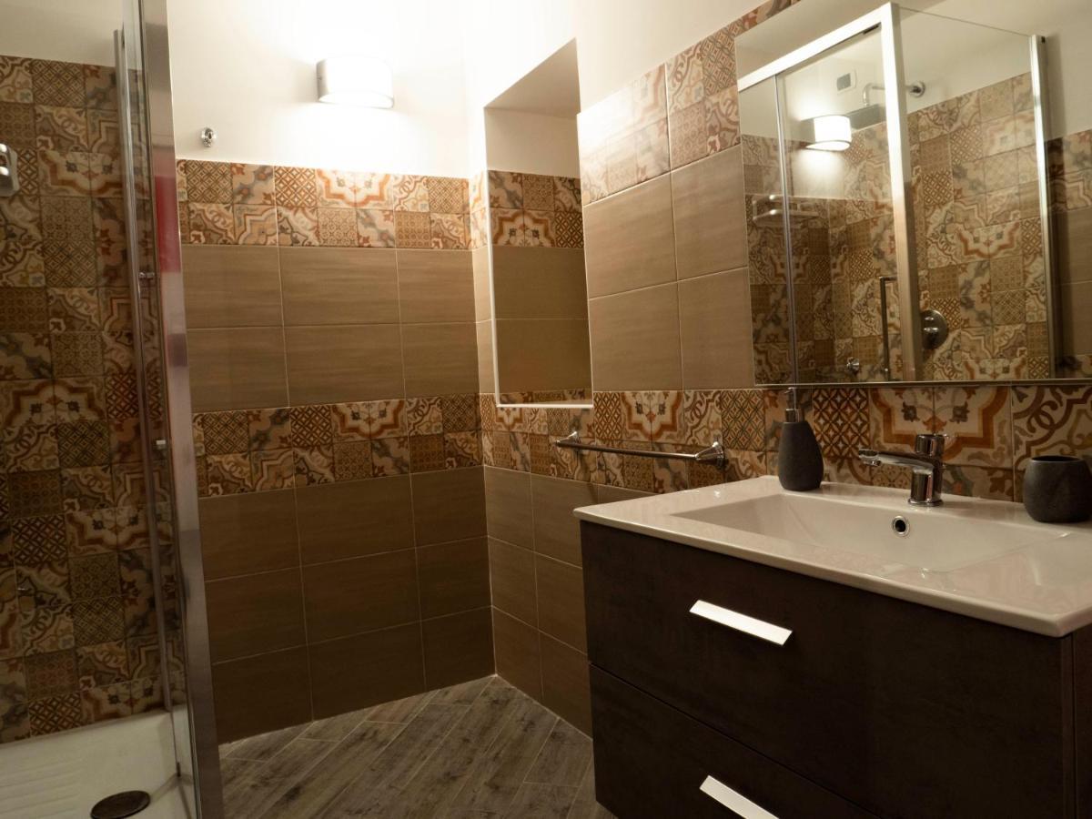 B&B Cosmoneapolitan Luaran gambar